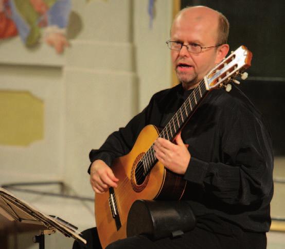 21 / 7 čtvrtek / Thursday / Donnerstag 19:30 Maškarní sál / The Masquerade Hall / Maskensaal Pavel Steidl Kytarový recitál Guitar Recital Gitarrenrezital 1 Mistr klasické kytary Pavel Steidl se vrací