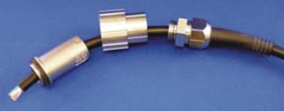Spojka duplexní (horní a spodní) 1 2 3 5 4 6 7 3.8.2 Příprava optického kabelu 900 µm ochranná vrstva + jádro opt.