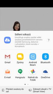 Váš telefon začne vyhledávat okolní zařízení se zapnutým Bluetooth.