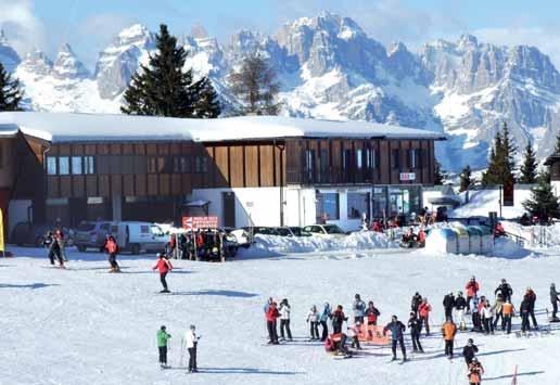 zařízení, z 50 % balkon vybavenost apartmánů: TV, telefon, fén, mikrovlnka výhody a nevýhody: ideální poloha v bezprostředním dosahu lyžařské nabídky moderní a kvalitně zařízené apartmány s možností