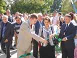 Prije početka izložbenog dijela sajma, održana je tradicionalna pješačka utrka Krajiška obdulja u Bužimu, te treća međunarodna smotra folklora u Bihaću.