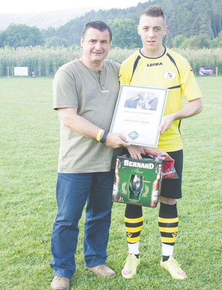 strana 10 ročník 3 číslo 40 3.10. 2016 Body zvonku potvrdené domácim víťazstvom Spartak Bánovce nad Bebravou - OŠK Trenčianske Stankovce 3:1 (1:0) V sobotu 1.