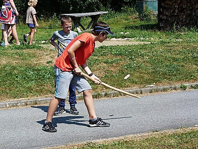 26. 9. NC SOVÍ VOLIÉRY 19.00 20.00 30. 9. XV. STOŽECKÉ MISTROVSTVÍ SVĚTA V TLUČENÍ ŠPAČKŮ Místo: fotbalové hřiště OÚ Stožec zkušební odpaly 14.