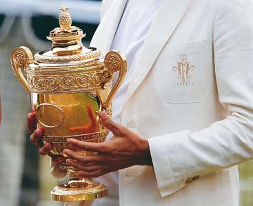 Federer chce piatu korunu Zaspomínajme na vlaňajšok: Wimbledon 2006 bol úspešný nielen pre veľkých šampiónov Rogera Federera a Amélie Mauresmovú, ale aj pre mladých Slovákov.
