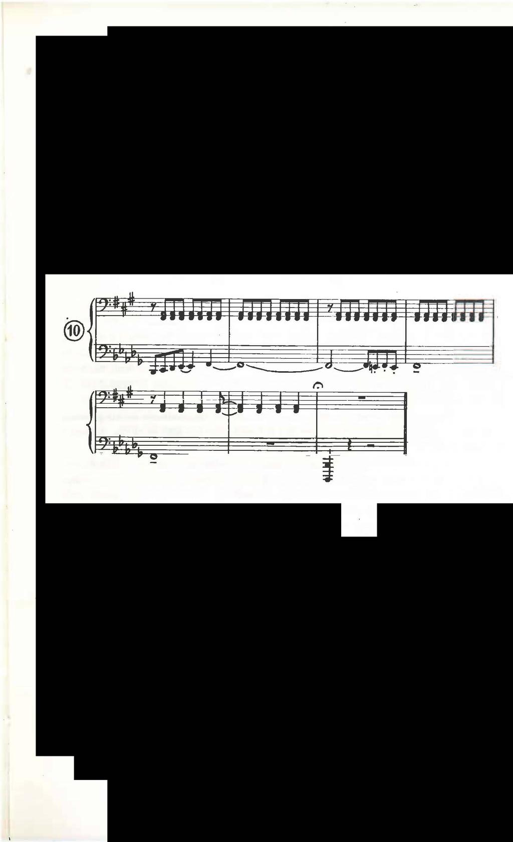 samostatných tónin. Smetanova hudba z příkladu 9 není tedy ještě rozvinutou bitonalitou. Na to by v ní muselo být.