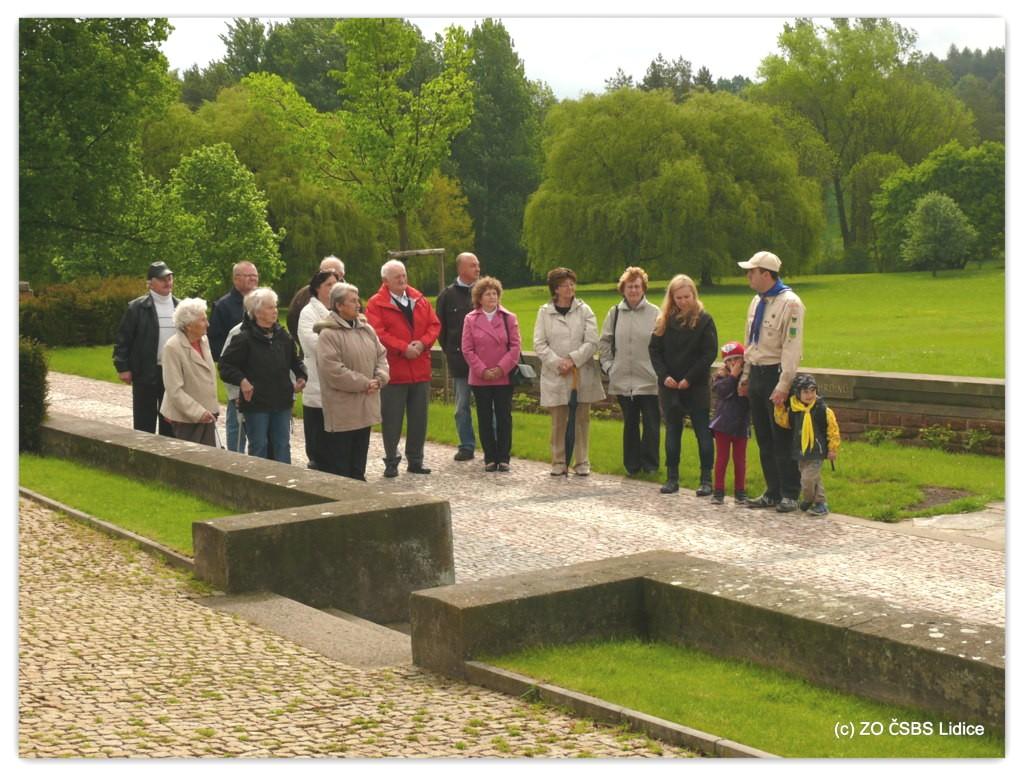 Z P R A V O D A J KVĚTNOVÉ UDÁLOSTI ZO LIDICE V Den vítězství 8. května 2014 si v Lidicích připomněli 69. výročí ukončení 2. světové války.