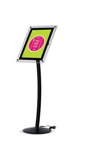 Free Standing 65 Curved Menu Board LED Oblouková jídelníčková LED tabule má přední kryt z plexiskla pro rychlou změnu a osvětluje jak grafiku, tak vnější okraj.