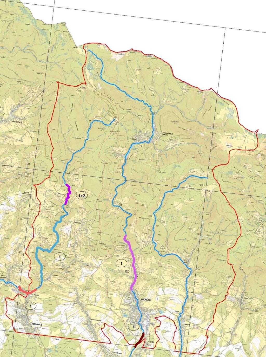 Obr. 9 Výsledky stopování v oblasti Krkonoš ze dne 7. 1. 2017. Vyznačené kvadráty (5259 a 5359) mají velikost 11,2 12 km. Červeně - stopovaná plocha.