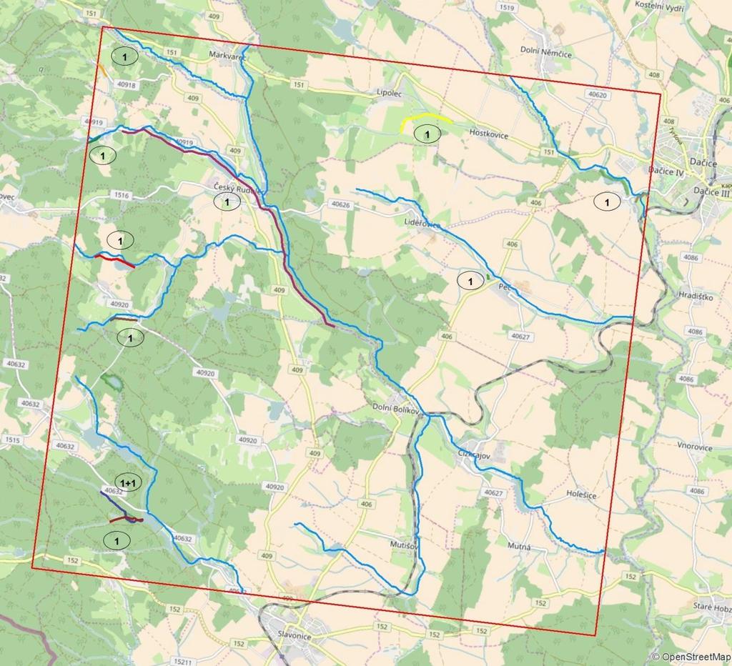 Obr. 3 Výsledky stopování na Dačicku dne 22. 1. 2016. Vyznačený kvadrát, stopovaná oblast, má plochu 10 10 km. Barevně jsou vyznačeny stopní dráhy nalezených jedinců.