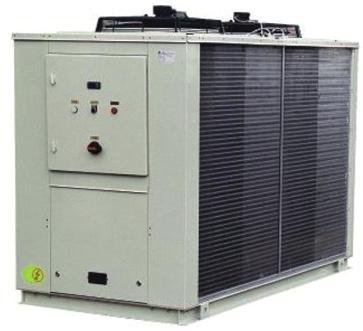 vzduchom chladený kondenzátor dual tlakový spínač (HP/LP) prídavný tlakový spínač (HP) diferenciálny tlakový spínač ( v prípade potreby ) skriňový ohrievač Voliteľné zariadenia : O - odlučovač oleja