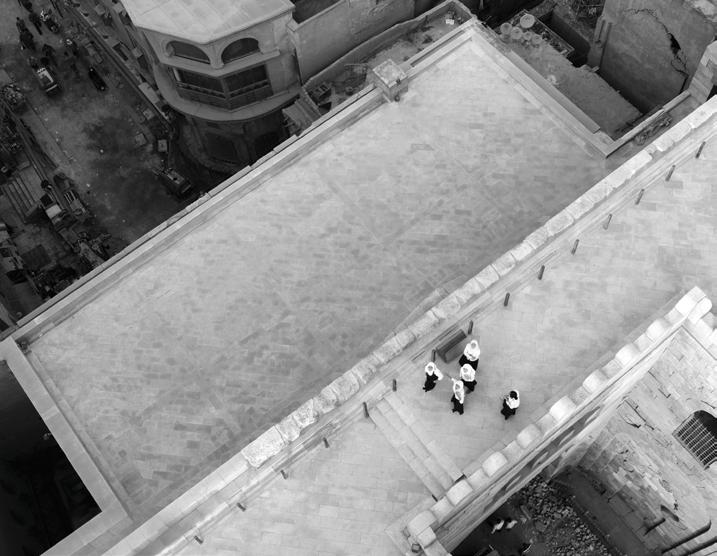 100 krajín lovca zážitkov 100 krajín lovca zážitkov Kniha Ľuboša Fellnera, ktorá presahuje stredoeurópsky rozmer. Unikátne fotografie, výnimočné zážitky. Celý výťažok z knihy venujeme na charitu.