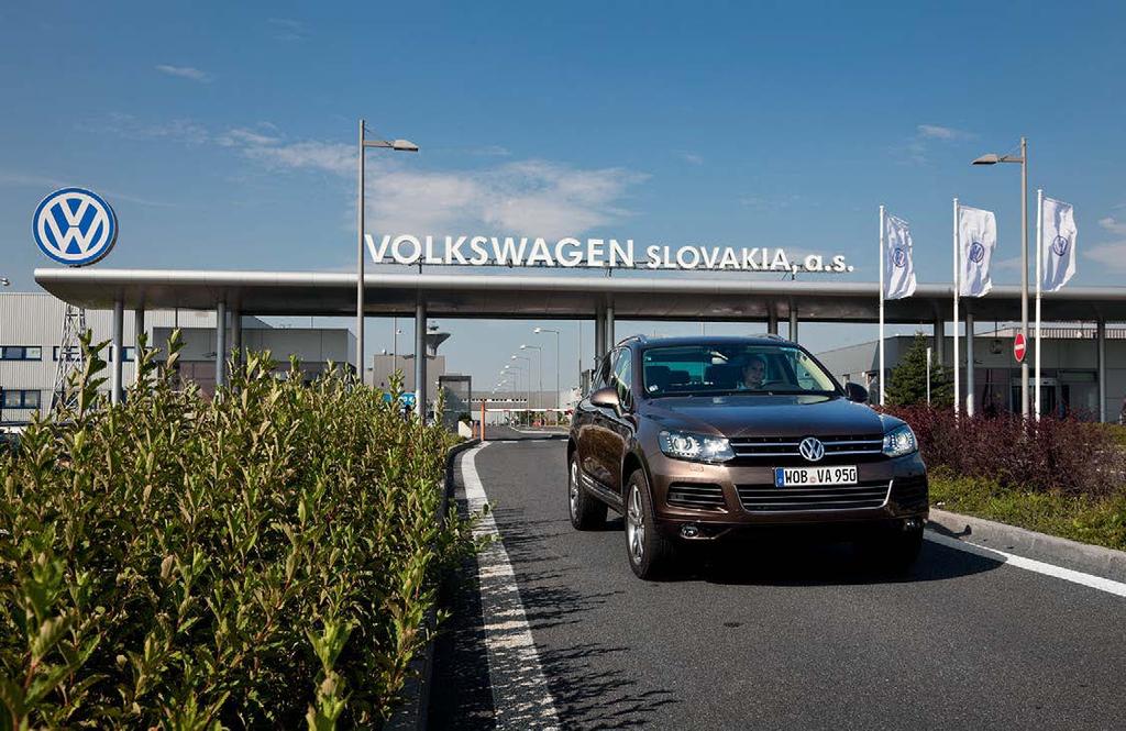 INFORMÁCIA PRE VEREJNOSŤ VOLKSWAGEN SLOVAKIA, a. s., J. Jonáša 1, Bratislava Vypracovaná v zmysle 15, ods. 1 až 4, zákona č. 128/2015 Z. z. o prevencii závažných priemyselných havárií a o zmene a doplnení niektorých zákonov a vyhlášky MŽP SR č.