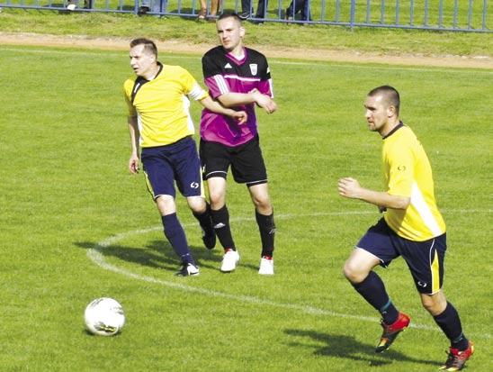 20 ŠPORT Matej Chlebík: Lepšiu sezónu som pravdepodobne nezažil Futbalisti Zavara obsadili v poslednej sezóne výborné 3. miesto v lige.