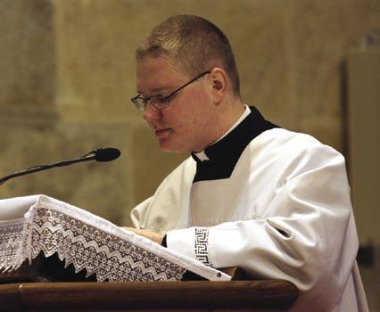 liturgii Sacrosanctum Concilium - je jasná a prehľadná stavba svätej omše. Koncilový dokument hovorí: Dve čas, z ktorých určitým spôsobom pozostáva svätá omša, t. j. liturgia slova Božieho a eucharis cká liturgia, sú navzájom tak úzko spojené, že tvoria jediný bohoslužobný úkon.