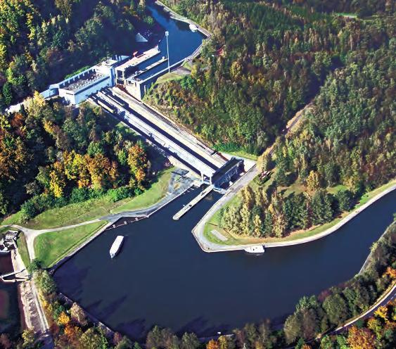 04 Rybaření Vody bohaté na ryby najdete v Irsku (řeka Shannon) a ve Francii (všechny řeky a na plavebních kanálech, které mají přímé napojení na řeky,