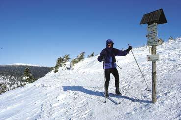 gibt es in Dutzenden von Bergbauden, Hotels und Pensionen. 1. www.skiklub-su.cz 2.