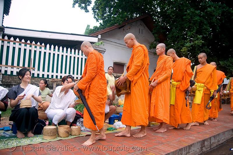 Ze života buddhistických mnichů