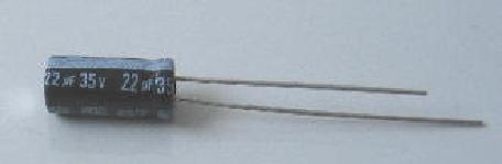 Kondenzátory používané v experimentech Elektrolytický kondenzátor, rozlišení