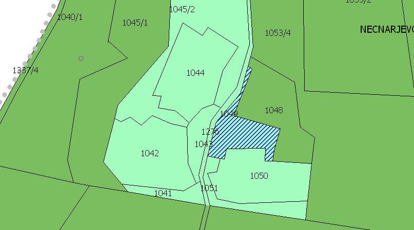 PRIMER 3 Podana je pobuda za spremembo iz drugega kmetijskega zemljišča v stavbno zemljišče za objekt s kmetijsko funkcijo (glej modro šrafirano območje na spodnji sliki).