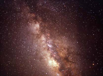 praktikum Vzdálenost středu Galaxie Připomínám každému, kdo bude měřit hvězdný vesmír, že hvězdné kupy jsou signální světla. Ukazují cestu do centra Galaxie i na její okraje.