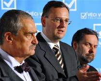 VIJESTI Muška vlada na čelu Češke, oporbi većina u Senatu Češka je 10. kolovoza 2010. dobila novu vladu i novog premijera, Petra Nečasa, čelnika Građanske demokratske stranke (ODS).