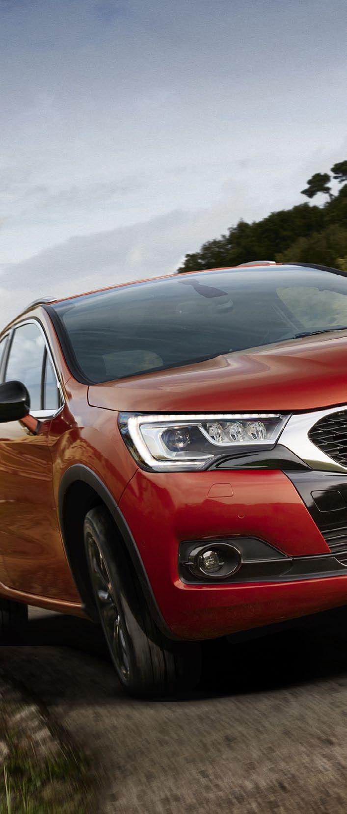 IDEALDRIVE (1) pravidelná servisní údržba SMLOUVA IdealDrive Prémiové služby na 5 let / 100 000 km zdarma prodloužená záruka & asistenční služby Se servisní smlouvou IdealDrive zákazník získává