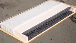 Irma Kvalitní pruïinová sedmizónová matrace. Nosné vrstvy matrace tvofií polyuretanová pûna tvarovaná do masáïních nopû.