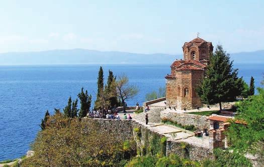 Návšteva atraktívneho stredovekého bazáru, nachádzajúceho sa v meste Kruja. Jeho hlavnou zvláštnosťou sú obchodíky postavené z dreva, kde si turisti môžu kúpiť tradičné ručne vyrobené suveníry.