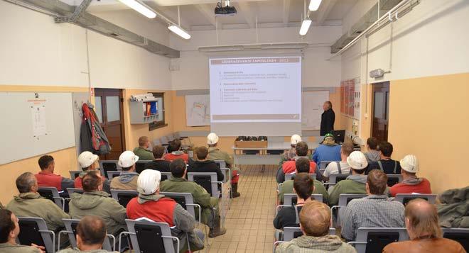 Z DELOM SE VSE DOSEŽE Aktualni izzivi za zaposlene V Premogovniku Velenje smo septembra in oktobra 2012 organizirali dodatno usposabljanje za vse zaposlene v jami.