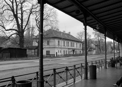 30 pohled Památkové urbanisty kauzy Nádraží Praha-Dejvice: iluze klidného maloměsta. Foto z archivu VCPD ČVUT bylo nesmírně nákladné.