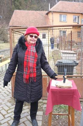 Hymna brněnských Parkinsoniků Podporují nás Chceme bojovat Když se řekne