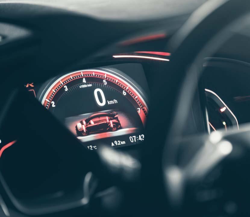 Nový model Type R se tak může pochlubit třemi rozdílnými jízdními charakteristikami.