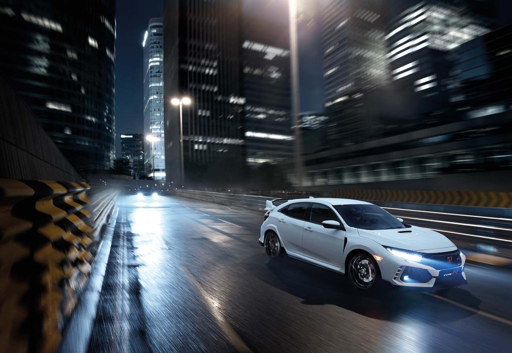PATŘÍTE S MODELEM TYPE R K SOBĚ? Nový Type R jsme vytvořili s jediným záměrem poskytnout vám co nejlepší zážitek z jízdy.