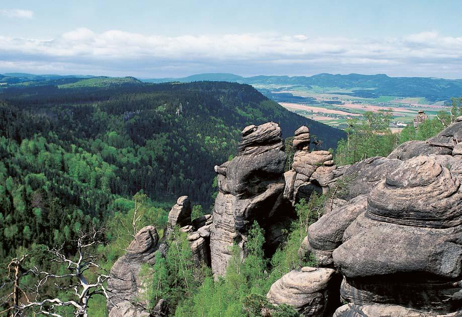 BROUMOVSKO CHRÁNùNÁ