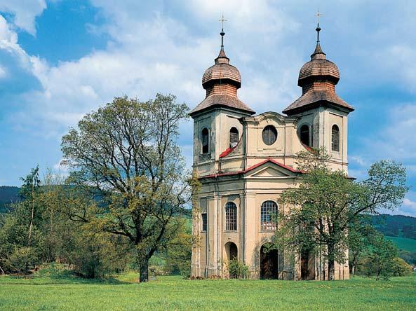 CHKO Broumovsko Na konci 9. století dosáhlo Broumovsko (od roku 850 politick okres Broumov) historicky nejvy ího poãtu obyvatelstva, kdyï zde Ïilo více neï 54 000 obyvatel.