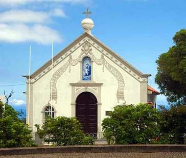 Madeira - Ostrov květin a celodenní Lisabon MADEIRA - OSTROV KVĚTIN A CELODENNÍ LISABON 7. den: Návštěva vyhlídkové terasy u jakoby sopečného kráteru CURRAL DAS FREIRAS.