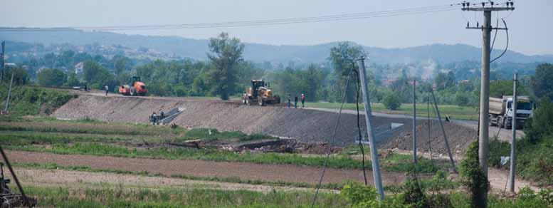 Санација локалитета Костајница, гдје је водена бујица однијела пругу уништивши комплетан земљани труп и контактну мрежу на дужини од 230 метара, уз велике напоре радника Интеграл инжењеринга и