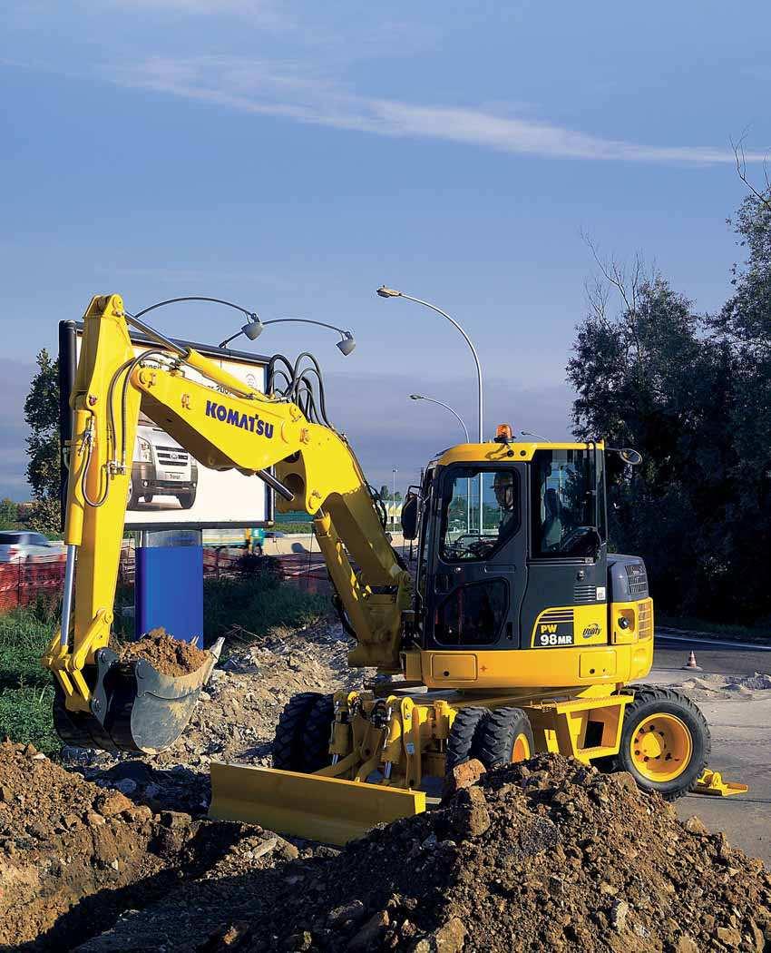 Nejlepší hydraulický systém Systém Komatsu CLSS Hydraulický systém CLSS (Closed Load Sensing System Uzavřený systém snímání zátěže) zajišťuje výkon, rychlost a dokonalou ovladatelnost všech pohybů,