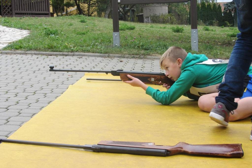 Branný závod Chlapci: ADAM FIBICHR OLIVER MIKULIČKA LIBOR TINKA (kategorie 4.-5.tříd) (kategorie 6.-7.tříd) (kategorie 8.-9.