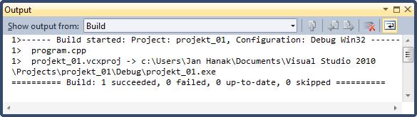 (S výhodou môžeme využiť aj klávesovú skratku F6). Obr. 5: Zostavenie projektu konzolovej aplikácie jazyka C++ 2. Proces zostavenia programu môžeme sledovať v podokne Output.
