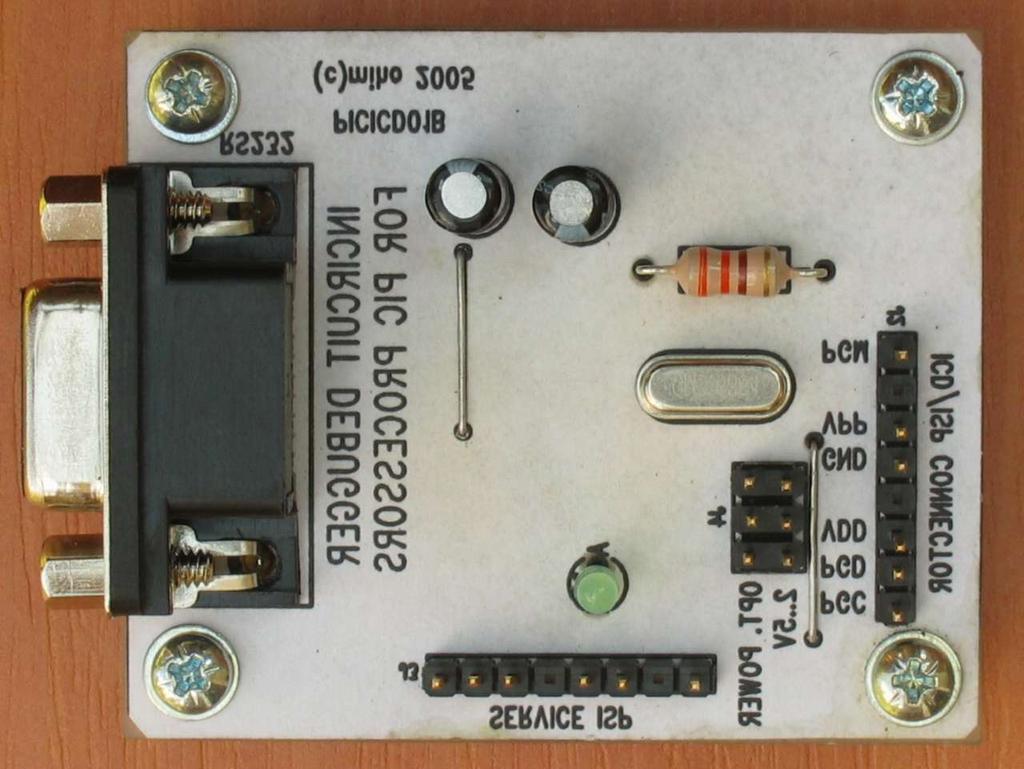 PIID0B In ircuit Debugger pro procesory PI Milan Horkel Modul PIID je jednoduchý programátor a ID pro procesory PI firmy MIROHIP.