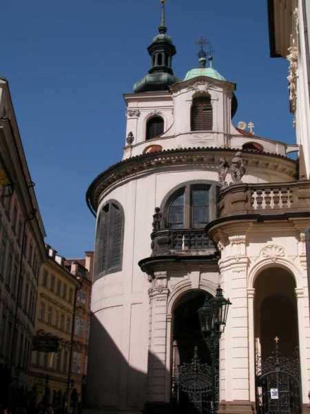 Ora i lavori di restauro degli esterni e della cupola della cappella sono stati terminati, a giugno come precedentemente auspicato da Amati.