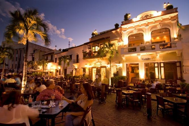 Oblíbené Santo Domingo Během prvního trimestru roku 2017 se počet turistů, kteří navštívili Santo Domingo, zvýšil o 10 % v porovnání se stejným obdobím loňského roku.