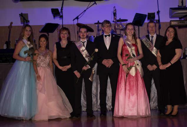 a stunning performance by high school dancers. After each dance, students were congratulated by their class teachers with pins or sashes.