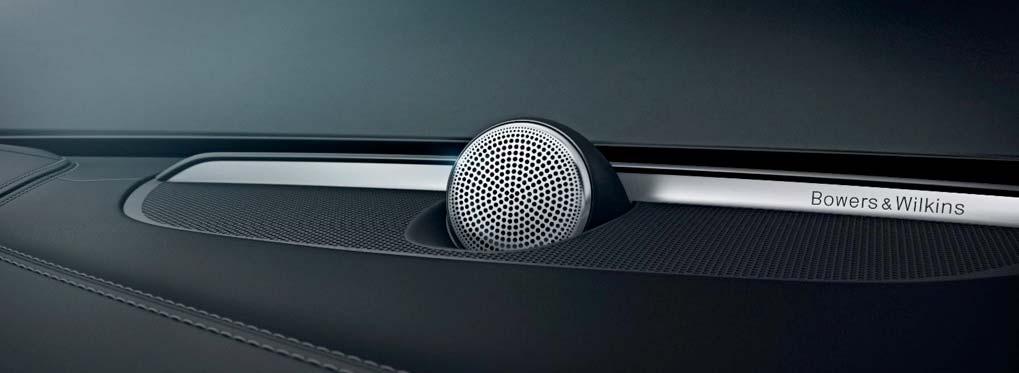 Zábava Prvotřídní poslechový zážitek Audio systém Bowers & Wilkins Vynikající poslechový zážitek byl vždy nedílnou součástí jízdního zážitku ve vozech Volvo.