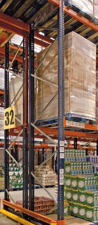 Konvenční paletizační sklad s kovovými kontejnery Stohovací kontejnery Stohovací kontejnery jsou obvykle kovové a vyrábějí se podle různých specifikací v různých velikostech.