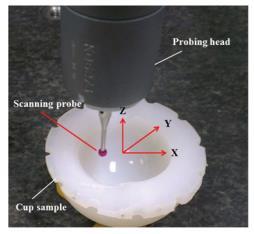 3.11.4. Metody měření otěru po vyjmutí acetabula z pacienta 3.11.4. CMM (coordinate measuring machine), je jednou z metod, jak hodnotit otěr vniklý během používání protézy, po jejím vyjmutí z pacienta.