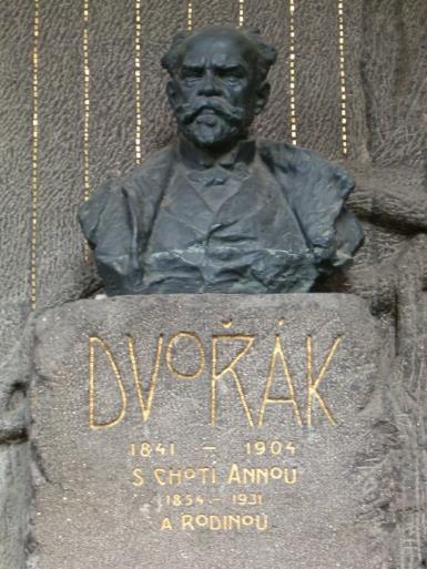 arkád až ke hrobu Antonína Dvořáka. VII.