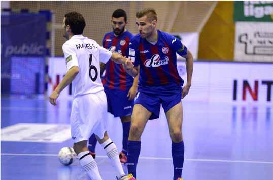 Osmička pro play-off je jasná, o sestup se bojuje Ve druhé lize vládne na východě Jeseník a na západě Gardenline 1. ERA-PACK Chrudim 13 13 0 0 91: 14 39 ( 21) 2. Benago Zruč n.s. 14 12 1 1 90: 41 37 ( 16) 3.