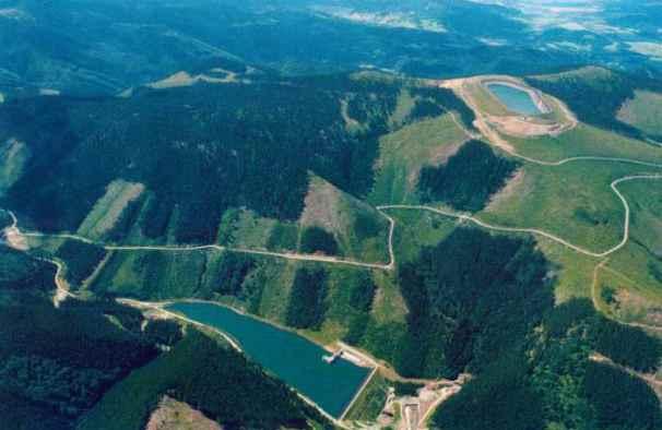 Dlouhé stráně v nadmořské výšce 1350 m.